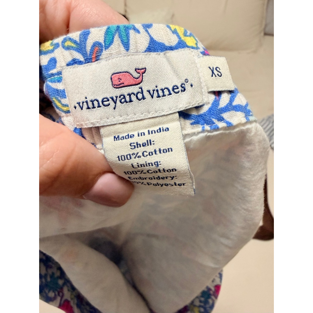Vineyard Vines Shorts - Picture 3 of 3